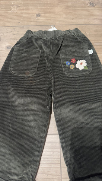 PANTALONE CON RICAMI