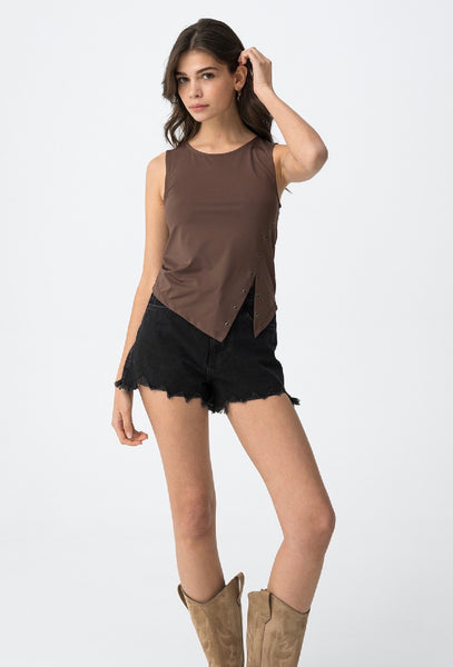 SHORT CON ROTTURE