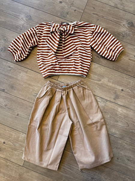 MAGLIA CON FIOCCO